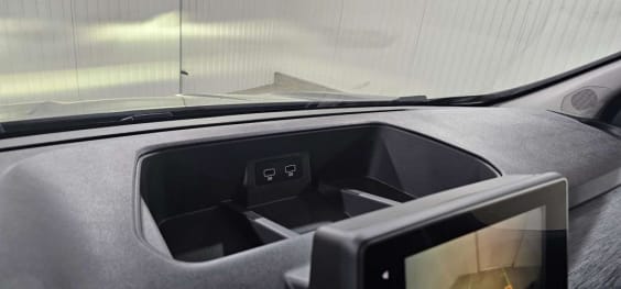 Nissan PRIMASTAR COMBI Primastar Combi L2H1 3.0t 2.0 dCi 150 S/S BVM N-Connecta Gris Comète