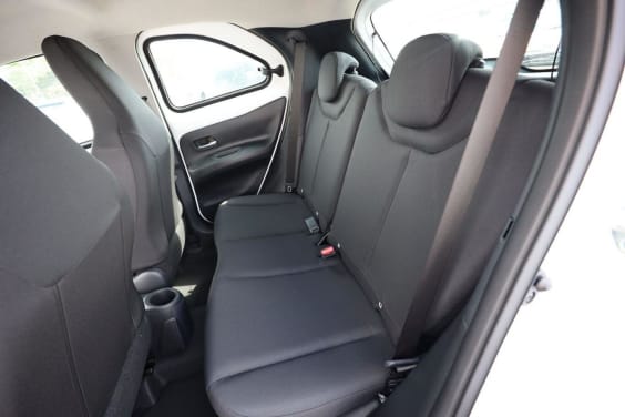 Toyota aygo X 1.0 VVT-I 72 CVT Blanc