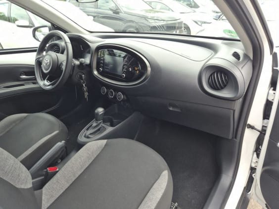Toyota aygo X 1.0 VVT-I 72 CVT Blanc