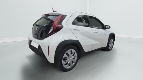 Toyota aygo X 1.0 VVT-I 72 CVT Blanc
