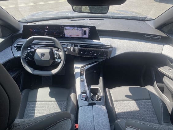 Peugeot 3008 1.2 hybrid 145 allure business e-dcs6 Gris