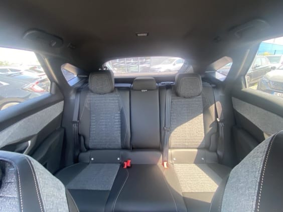 Peugeot 3008 1.2 hybrid 145 allure business e-dcs6 Gris