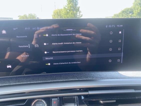 Peugeot 3008 1.2 hybrid 145 allure business e-dcs6 Gris