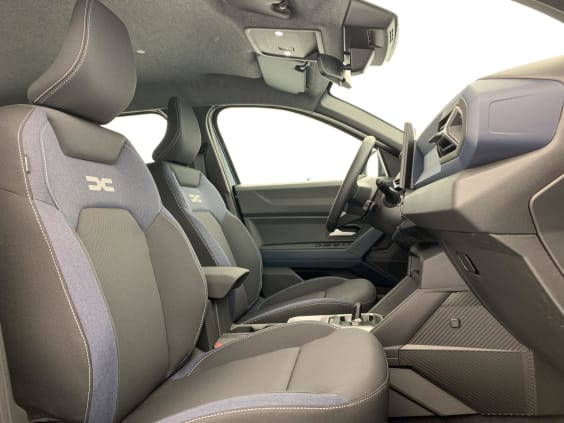 Dacia BIGSTER HYBRID 155 Expression Bleu Indigo