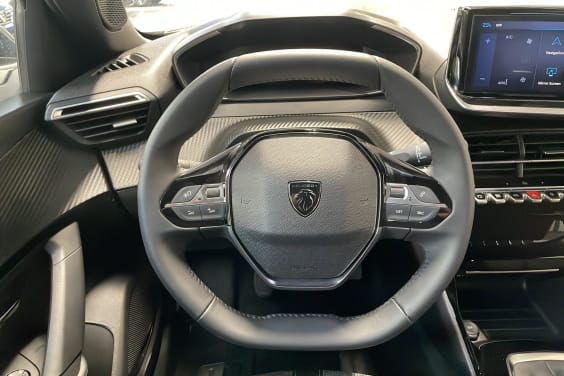 Peugeot 2008 PureTech 100 S&S BVM6 Allure Blanc Okenite
