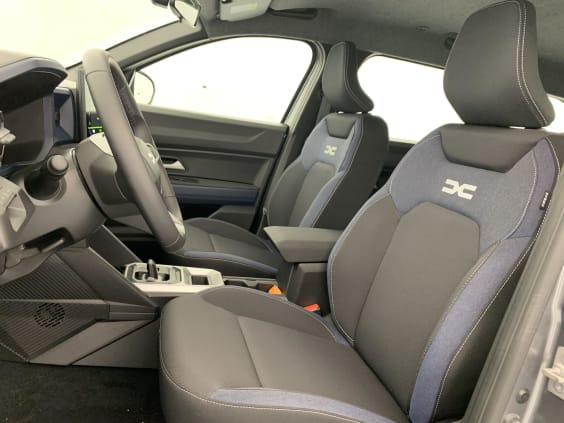 Dacia BIGSTER HYBRID 155 Expression Gris Schiste