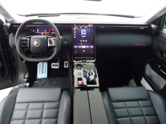 Citroën C5 Aircross 1.2 HYBRIDE 145CH MAX BOITE AUTOMATIQUE Vert Astoria