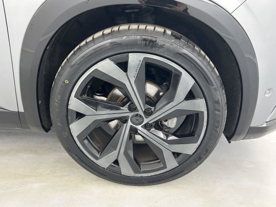 Renault Austral mild hybrid 160 auto Techno esprit Alpine Gris