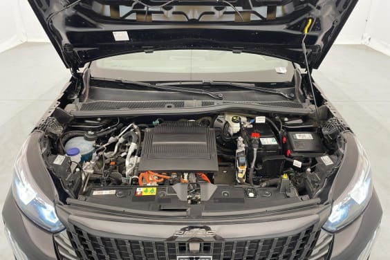 Peugeot 2008 ELECTRIQUE 50 kWh 136 ch Allure Noir Perla Nera