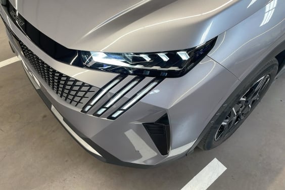 Peugeot 3008 Hybrid 145 e-DCS6 GT Gris Artense / Toit Noir