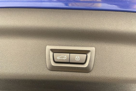 BMW X1 U11 SDRIVE 20D 163CH DKG7 M SPORT Portimao Blau Metallic