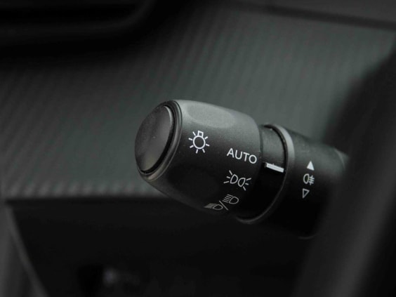 Peugeot 208 1.2 T 100 Allure Gris