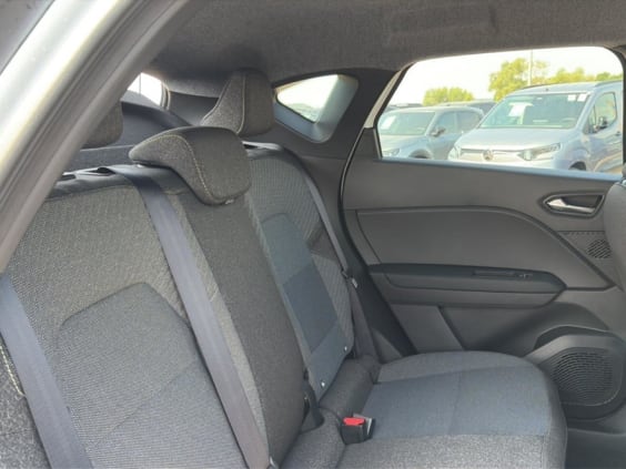 Renault CAPTUR II 1.8 e-tech full hybrid 160 techno Blanc Nacre Toit Noi