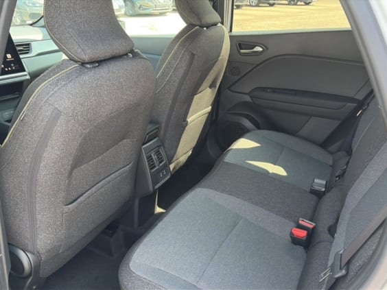Renault CAPTUR II 1.8 e-tech full hybrid 160 techno Blanc Nacre Toit Noi