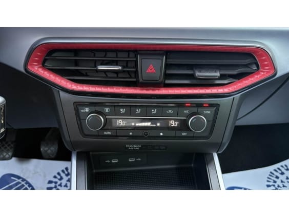 Seat Arona 1.0 TSI 95 FR Noir Minuit