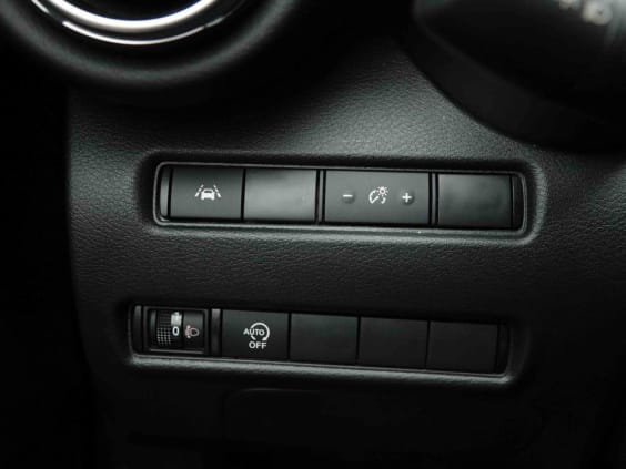 Nissan JUKE 1.0 DIG-T 114 AUT N-DESIGN Bordeaux