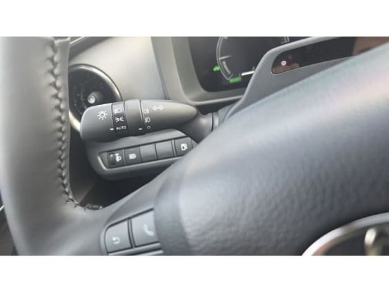 Toyota C-HR 1.8 HYBRID 140 DESIGN Noir Intense Métallisé