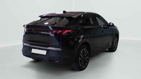 Peugeot 3008 Hybrid 136 e-DCS6 GT Noir Perla Nera