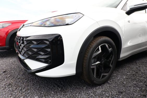 Volkswagen T-roc 150 DSG R-LINE Blanc