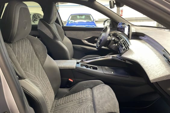 Peugeot 3008 Hybrid 145 e-DCS6 GT Gris Artense / Toit Noir