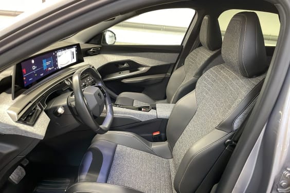 Peugeot 3008 Hybrid 145 e-DCS6 Allure Gris Artense