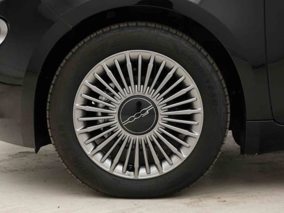 Fiat 500e 24 KWH 95 ICON Noir