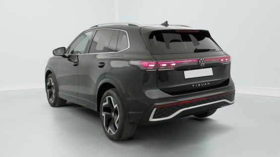 Volkswagen Tiguan 2.0 TDI 150CH DSG7 R-LINE Noir Ebéne