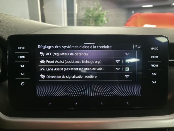 Skoda Scala 1.0 TSI Evo - 110 - BV DSG7  Ambition Gris 