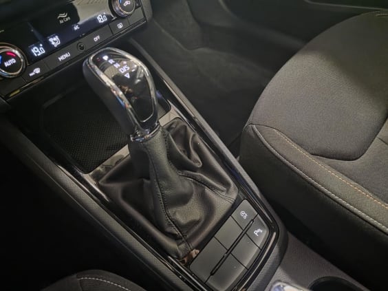Skoda Scala 1.0 TSI Evo - 110 - BV DSG7  Ambition Gris 