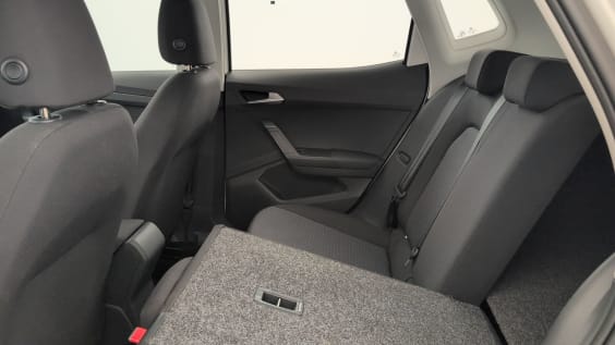 Seat Arona 1.0 TSI 95 ch Start/Stop BVM5 Style Business Blanc Candy Toit Noir 