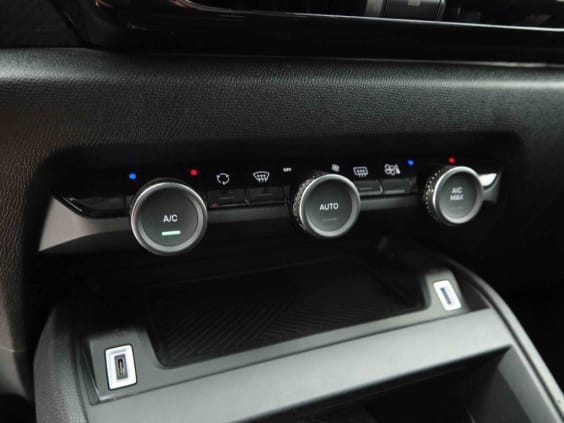 Citroën C4 X 1.2 T 130 AUT MAX Blanc