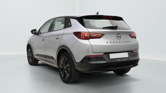 Opel Grandland 130 GS Gris