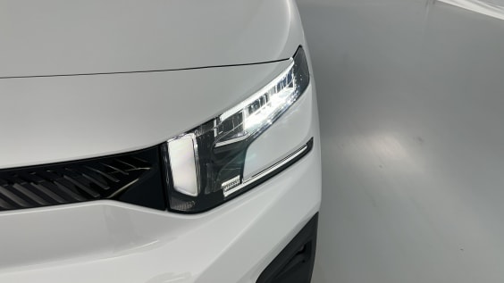 Citroën Berlingo BERLINGO M 1.5 BlueHDi 130ch Plus EAT8 Blanc Icy