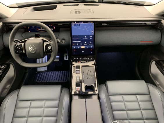 Citroën C5 AIRCROSS HYBRIDE NOUVEAU 145 CH E-DCS6 MAX Blanc Okenite / Toit Noir