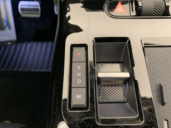 Citroën C5 AIRCROSS HYBRIDE NOUVEAU 145 CH E-DCS6 MAX Blanc Okenite / Toit Noir