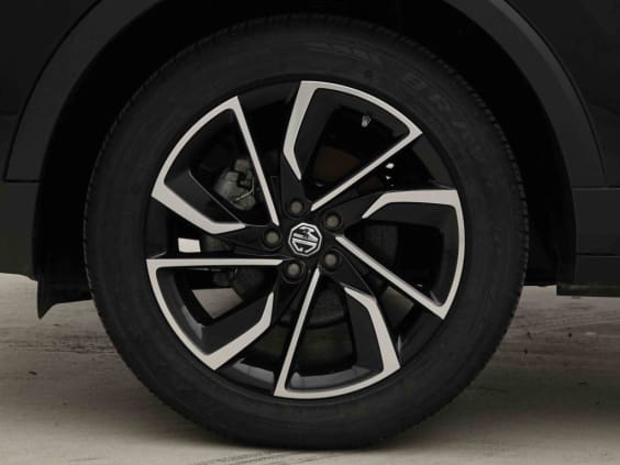 MG ZS 1.5 VTI TECH LUXURY Noir