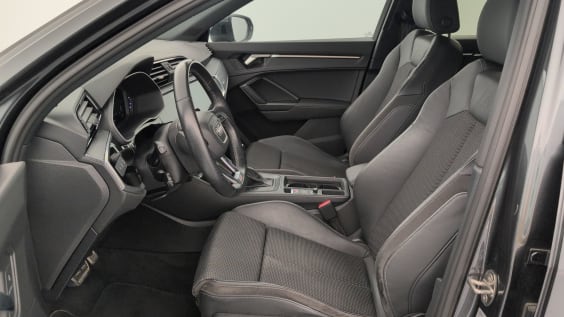 Audi Q3 Sportback 35 TDI 150 ch S tronic 7 S line Gris Daytona