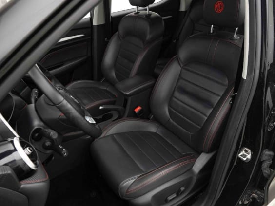 MG ZS 1.5 VTI TECH LUXURY Noir