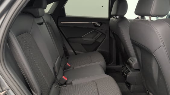 Audi Q3 Sportback 35 TDI 150 ch S tronic 7 S line Gris Daytona