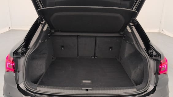 Audi Q3 Sportback 35 TDI 150 CH S TRONIC 7 BUSINESS LINE Noir Mythic