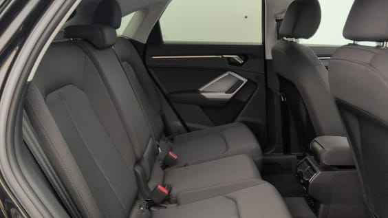 Audi Q3 Sportback 35 TDI 150 CH S TRONIC 7 BUSINESS LINE Noir Mythic