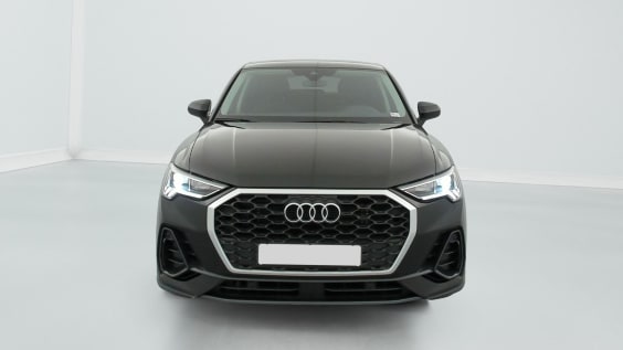 Audi Q3 Sportback 35 TDI 150 CH S TRONIC 7 BUSINESS LINE Noir Mythic
