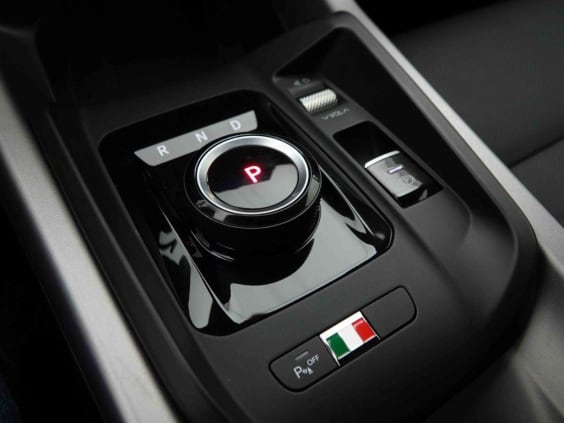 Alfa Romeo Tonale 1.5 HYBRID AUT 175 VELOCE PACK Gris