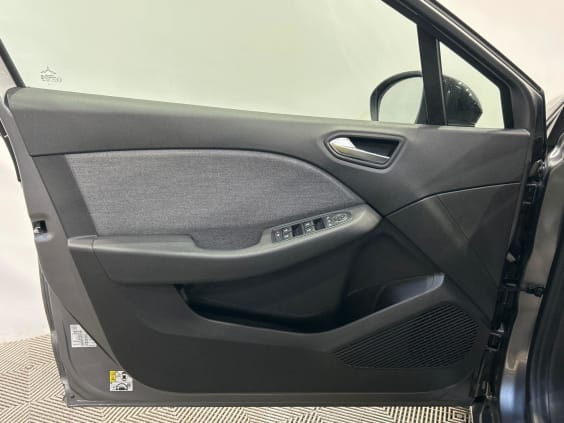 Renault CLIO V TECHNO 90 TCE Gris
