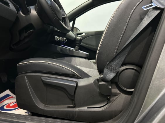Renault CLIO V TECHNO 90 TCE Gris