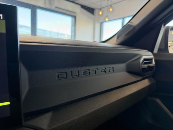 Dacia DUSTER 1.6 Hybrid 140 BVA Expression Vert Cedre