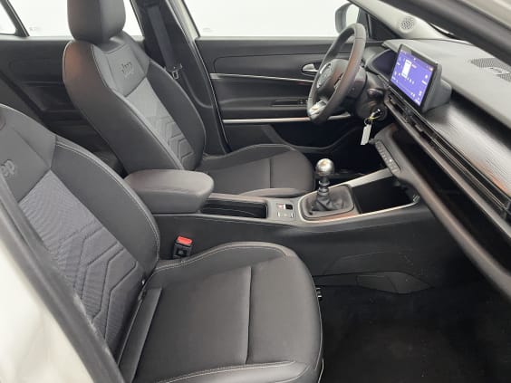 Jeep Avenger 1.2 Turbo T3 100 ch Altitude Blanc