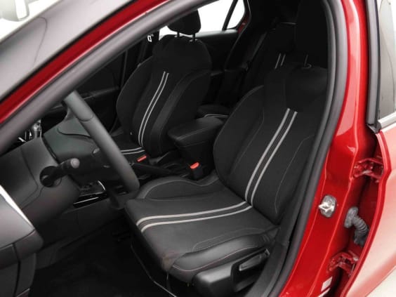 Opel Corsa 1.2 T 100 GS-LINE Rouge