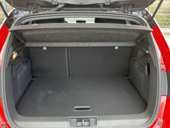 Renault CAPTUR CAPTUR E-TECH FULL HYBRID 145CH BVA TECHNO Rouge Flamme Metal / Toit Noir