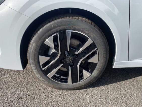 Peugeot 208 208 HYBRID 110CH E-DCS6 ALLURE Blanc Okenite Metal